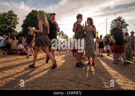 Wimborne St Giles, 16 agosto 2024: We Out Here Festival Foto Stock