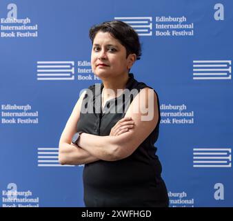 Baronessa Shami Chakrabarti, politica laburista e avvocato dei diritti umani all'Edinburgh International Book Festival, Scozia, Regno Unito Foto Stock