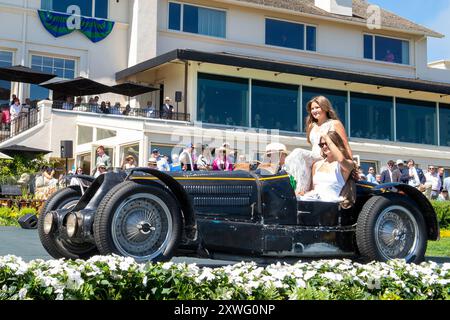 Monterey, Stati Uniti. 18 agosto 2024. L'auto vincente al Pebble Beach Concours d'Elegance di quest'anno, una Bugatti Type 59 del 1934. L'ex auto da corsa non è stata restaurata dai suoi proprietari. Crediti: Andrej Sokolow/dpa/Alamy Live News Foto Stock