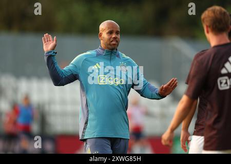 Amsterdam, Paesi Bassi. 19 agosto 2024. AMSTERDAM, PAESI BASSI - 19 AGOSTO: Durante l'incontro olandese Keuken Kampioen Divisie tra Jong Ajax e MVV allo Sportpark de Toekomst il 19 agosto 2024 ad Amsterdam, Paesi Bassi. (Foto di Gerard Spaans/Orange Pictures) credito: Orange Pics BV/Alamy Live News Foto Stock