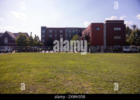 Chicago, Stati Uniti. 19 agosto 2024. Attività di polizia intorno alle proteste alla Convention Nazionale Democratica credito: Zachary Tarrant/Alamy Live News Foto Stock