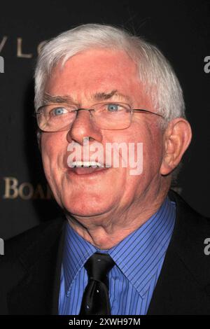 Manhattan, Stati Uniti d'America. 16 gennaio 2008. NEW YORK - 15 GENNAIO: Phil Donahue partecipa al 2007 National Board of Review of Motion Pictures Annual Awards Gala presso Cipriani 42nd Street il 15 gennaio 2008 a New York. Persone: Phil Donahue credito: Storms Media Group/Alamy Live News Foto Stock