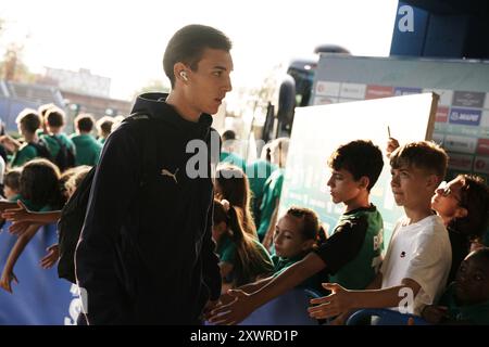 Reggio Emilia, Italia. 20 agosto 2024. Giocatori del Sassuolo prima della finale di Supercoppa Primavera partita di calcio tra Sassuolo U20 e Fiorentina U20 allo stadio Citt&#xe0; del Tricolore di Reggio Emilia - martedì 20 agosto 2024. Sport - calcio . (Foto di Marco Alpozzi/Lapresse) credito: LaPresse/Alamy Live News Foto Stock