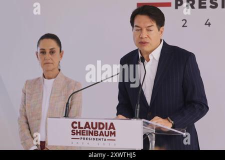 Mario Delgado interviene durante una conferenza informativa accompagnata dall'entrante presidente del Messico Claudia Sheinbaum Pardo dopo aver annunciato come il processo elettorale del nuovo presidente di Morena, prima del cambio di seggio. (Credit Image: © Ian Robles/eyepix via ZUMA Press Wire) SOLO PER USO EDITORIALE! Non per USO commerciale! Foto Stock