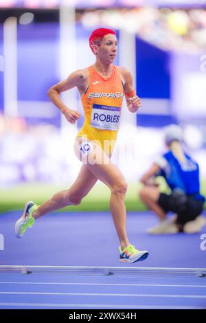 Carolina Robles partecipa ai 3000 m di Steeplechase ai Giochi Olimpici di Parigi 2024. Foto Stock