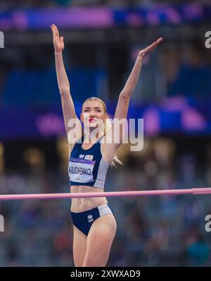 Elena Kulichenko partecipa al salto in alto ai Giochi Olimpici di Parigi 2024. Foto Stock