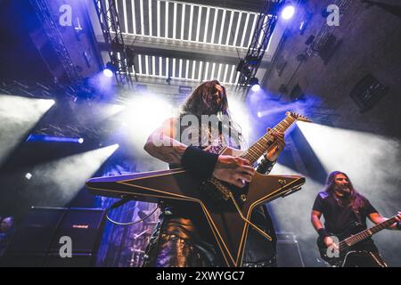 Horsens, Danimarca. 16 agosto 2024. La band power metal greca Firewind esegue un concerto dal vivo durante il festival metal danese Jailbreak 2024 a Horsens. Qui il chitarrista Gus G viene visto dal vivo sul palco. Foto Stock