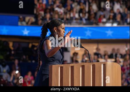 Congresso Nazionale Democratico 2° giorno Chicago. Cerimonia di apertura della convention DNC a Chicago allo United Center. Foto Stock