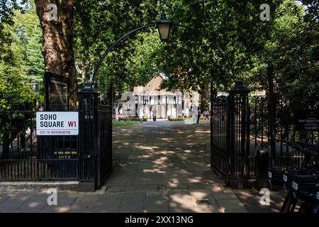 Soho Square Gardens, Londra W1 Foto Stock