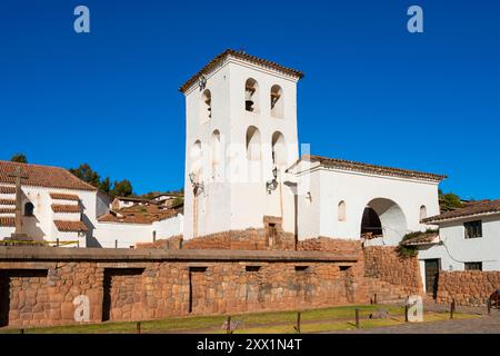 Sito archeologico di Chinchero e Iglesia de Nuestra Senora de la Natividad Church, Chinchero, Valle Sacra, Provincia di Urubamba, Cusco Foto Stock