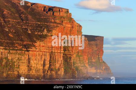 Scogliere a Rackwick Bay, Hoy, Isole Orcadi, Scozia, Regno Unito, Europa Foto Stock