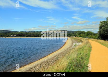 Serbatoio Lisvane presso "Llanishen & Lisvane Reservoirs". Presa agosto 2024. Estate Foto Stock