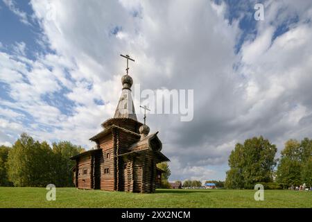 Chiesa di Spaso-Zashiverskaya costruita in legno senza chiodo nel 1600 in Siberia, Russia Foto Stock