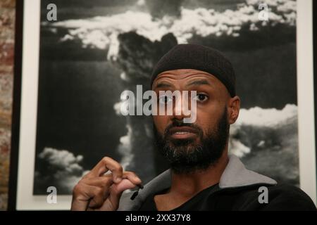 Ex detenuti britannici a Guantánamo, Omar Deghayes, Moazzam Begg, Binyam Mohammed, Jamil el-Banna, e al-Jazeera cameraman Sami al-Hajj, durante una conferenza stampa al Frontline Club di Londra Foto Stock