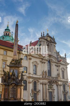 Cattedrale di San Nicola, Praga, Repubblica Ceca. La cattedrale di San Nicola è la chiesa barocca di Mala strana, Praga. Foto Stock