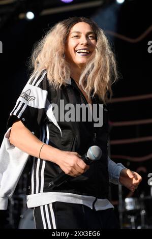 Haiyti live bei einem Konzert auf der Gilde Parkbühne. Hannover, 21.08.2024 *** Haiyti live in un concerto al Gilde Parkbühne Hannover, 21 08 2024 foto:XC.xNiehausx/xFuturexImagex haiyti 4802 Foto Stock