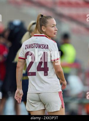 Weronika Zawistowska, FCB Damen 24 nella partita di calcio femminile FC BAYERN München - JUVENTUS TORINO 0-0 il 20 agosto 2024 a Monaco, Germania. Stagione 2024/2025, 1.Bundesliga, FCB, Monaco, Google Pixel, Frauen Bundesliga giorno di partita x, x.. Spieltag fotografo: Peter Schatz Foto Stock