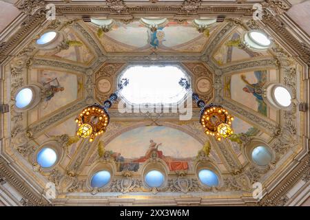 Nobile Staircase, Palazzo Bolsa, Porto, Portogallo, Europa meridionale Foto Stock