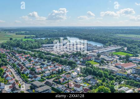 Vista di Thalfingen nella valle del Danubio bavarese-svevo nel distretto di Neu-Ulm Foto Stock