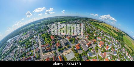 Vista di Thalfingen nella valle del Danubio bavarese-svevo nel distretto di Neu-Ulm Foto Stock