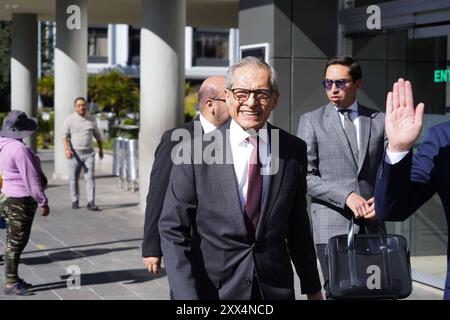 AUDIZIONE CASO TCE MUNOZ Quito 22 agosto 2024 nel complesso giudiziario del Nord si terrà l'audizione di azione di protezione per la rimozione del dottor Fernando Munoz dalla presidenza della TCE che è arrivato con il suo avvocato Rafael Oyarte API DANIEL MOLINEROS Quito Pichincha Ecuador CLJ AUDIENCIACASOTCEMUÃOZ 1b77c4021681ade297cc9fabb2ac5aed Copyright: XDanielxMolinerosx Foto Stock