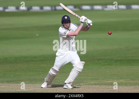 Durham ha battuto Ashton Turner durante il Vitality County Championship match tra il Durham County Cricket Club e il Nottinghamshire al Seat Unique Riverside, Chester le Street, giovedì 22 agosto 2024. (Foto: Mark Fletcher | mi News) crediti: MI News & Sport /Alamy Live News Foto Stock