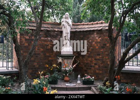 Vista della Cattedrale di San Floriano,​ è una chiesa cattolica di interesse storico a Varsavia il 22 agosto 2024 in Polonia Foto Stock