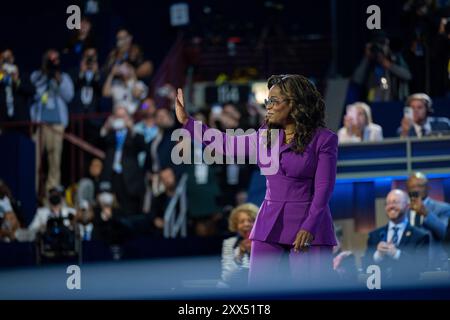 Oprah Winfrey parla alla Convention Nazionale Democratica del 2024 a Chicago, Illinois, USA, allo United Center mercoledì 21 agosto 2024. Crediti: Annabelle Gordon / CNP Foto Stock