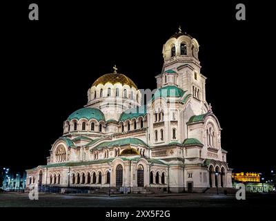 Sofia, Bulgaria. 19 agosto 2024 Alexander Nevsky Memorial Church di notte Foto Stock