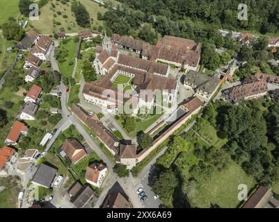 Monastero e Palazzo di Bebenhausen, ex abbazia cistercense, vista aerea, distretto di Tuebingen, Baden-Wuerttemberg, Germania, Europa Foto Stock