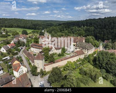 Monastero e Palazzo di Bebenhausen, ex abbazia cistercense, vista aerea, distretto di Tuebingen, Baden-Wuerttemberg, Germania, Europa Foto Stock