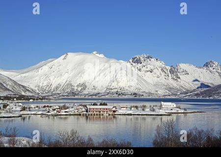 La chiesa di Sildpollnes a Laupstad sulle isole Lofoten, Norvegia, Lofoten, Norvegia, Scandinavia, Europa Foto Stock