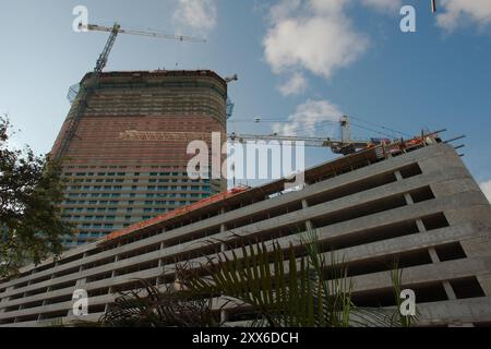 Editorial Use Only August 20, 2024 St. Petersburg, FL, USA. Construction on The Residences at 400 Central Ave. Will be the tallest building intown Stock Photo