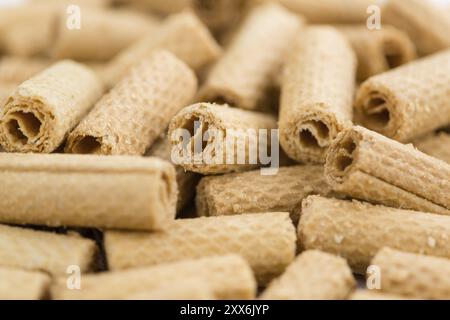 Cialde dolci appena fatte su sfondo vintage per scatti ravvicinati dettagliati Foto Stock