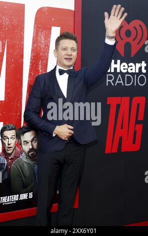 Jeremy Renner alla prima di "Tag" di Los Angeles tenutasi al Regency Village Theatre di Westwood, USA il 7 giugno 2018 Foto Stock