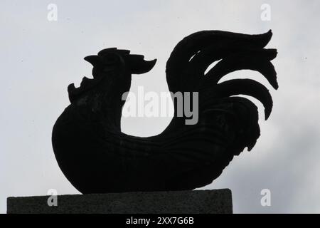 BELLIGNIES, FRANCIA, MONUMENTO AUX MORTS. Foto Stock