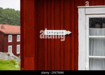 La città della chiesa di Lövånger è una città della chiesa risalente al XVII secolo a Lövånger, comune di Skellefteå. Oggi, i cottage della chiesa sono usati come ostelli. Foto Stock