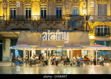 Francia, Herault, Montpellier, centro storico, Place de la Comedie, Grand Cafe Riche Foto Stock