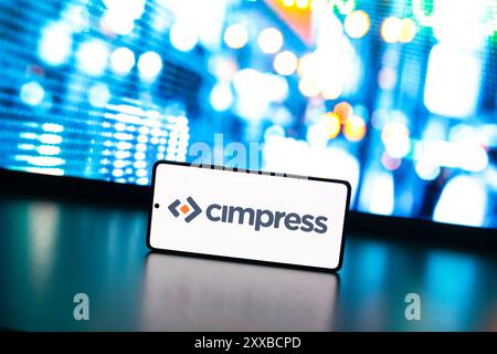 Paraguay. 23 agosto 2024. In questa immagine, il logo Cimpress viene visualizzato sullo schermo di uno smartphone. (Foto di Jaque Silva/SOPA Images/Sipa USA) *** esclusivamente per notizie editoriali *** credito: SIPA USA/Alamy Live News Foto Stock