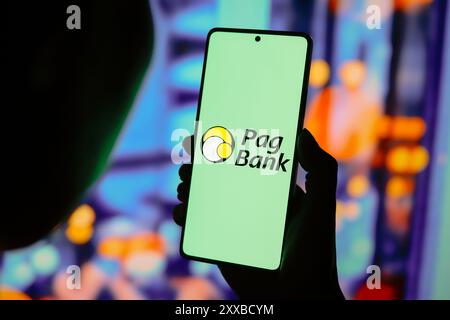 Paraguay. 23 agosto 2024. In questa immagine, il logo Pagbank viene visualizzato sullo schermo di uno smartphone. (Foto di Jaque Silva/SOPA Images/Sipa USA) *** esclusivamente per notizie editoriali *** credito: SIPA USA/Alamy Live News Foto Stock