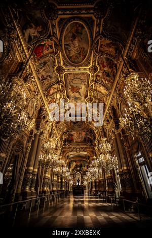 Design elegante e opere d'arte nel Grand Foyer dell'Opéra Garnier - Parigi, Francia Foto Stock