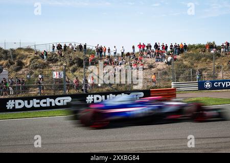 Zandvoort, paga Bas. 23 agosto 2024. Tifosi durante il Gran Premio d'Olanda di Formula 1 Heineken 2024, 15° round del Campionato del mondo di Formula 1 2024 dal 23 al 25 agosto 2024 sul circuito di Zandvoort, a Zandvoort, Paesi Bassi - Photo Florent Gooden/DPPI Credit: DPPI Media/Alamy Live News Foto Stock