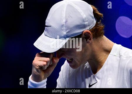 Torino, Italia. 18 novembre 2023. Foto Marco Alpozzi/LaPresse 18 novembre 2023 Torino - Italia - Sport - Tennis Nitto ATP Finals - Jannik SINNER (ITA) vs Daniil MEDVEDEV (RUS) nella foto: 18 novembre 2023 Torino - Italia - Sport - Tennis Nitto ATP Finals - Jannik SINNER (ITA) vs Daniil MEDVEDEV (RUS) nella foto: Crediti: LaPresse/Alamy Live News Foto Stock