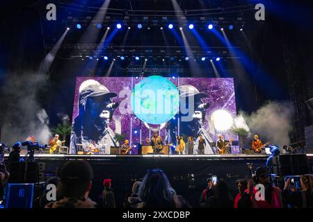 Leeds, Inghilterra, 23 agosto 2024. Liam Gallagher suona il Main Stage al Leeds Festival 2024. Crediti: Izzy Clayton/Alamy Live News Foto Stock