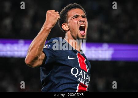 Parigi, Francia. 23 agosto 2024. WARREN ZAIRE-EMERY del PSG celebra il suo gol durante la partita di Ligue 1 tra il Paris Saint-Germain (PSG) e il Montpellier Herault Sport Club (MHSC) allo stadio Parc des Princes. (Credit Image: © Matthieu Mirville/ZUMA Press Wire) SOLO PER USO EDITORIALE! Non per USO commerciale! Foto Stock