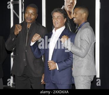 Michael B. Jordan, Sylvester Stallone e Carl Weathers alla prima di Los Angeles di 'Creed' tenutasi al Regency Village Theatre di Westwood, USA Foto Stock