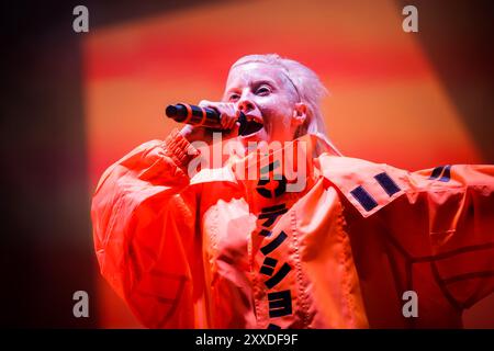 Vilar De Mouros, Portogallo. 24 agosto 2024. Il cantante Die Antwoord, Yolandi Visser, si esibisce sul palco del festival musicale Vilar de Mouros. Credito: SOPA Images Limited/Alamy Live News Foto Stock