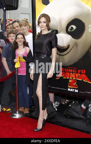 Angelina Jolie alla prima di Los Angeles di "Kung fu Panda 2" tenutasi al Grauman's Chinese Theater di Hollywood, USA, il 22 maggio 2011 Foto Stock