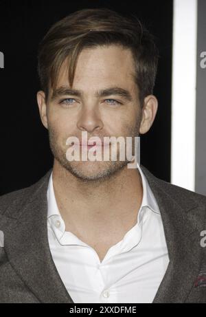 Chris Pine alla prima mondiale di "The Finest Hours" tenutasi al TCL Chinese Theatre di Hollywood, USA il 25 gennaio 2016 Foto Stock