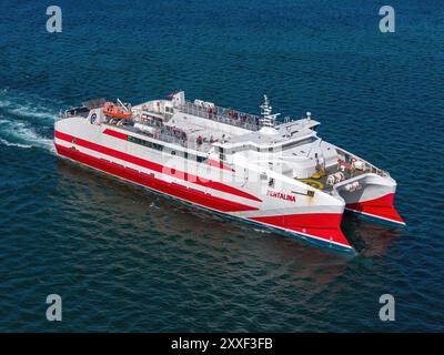 Pentalina è un traghetto catamarano operato dalla Pentland Ferries, che collega Gills Bay, Caithness con St. Margaret's Hope sulle Orcadi. Foto Stock